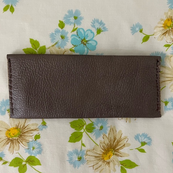 Handmade Genuine Leather Wallet - Picture 4 of 5